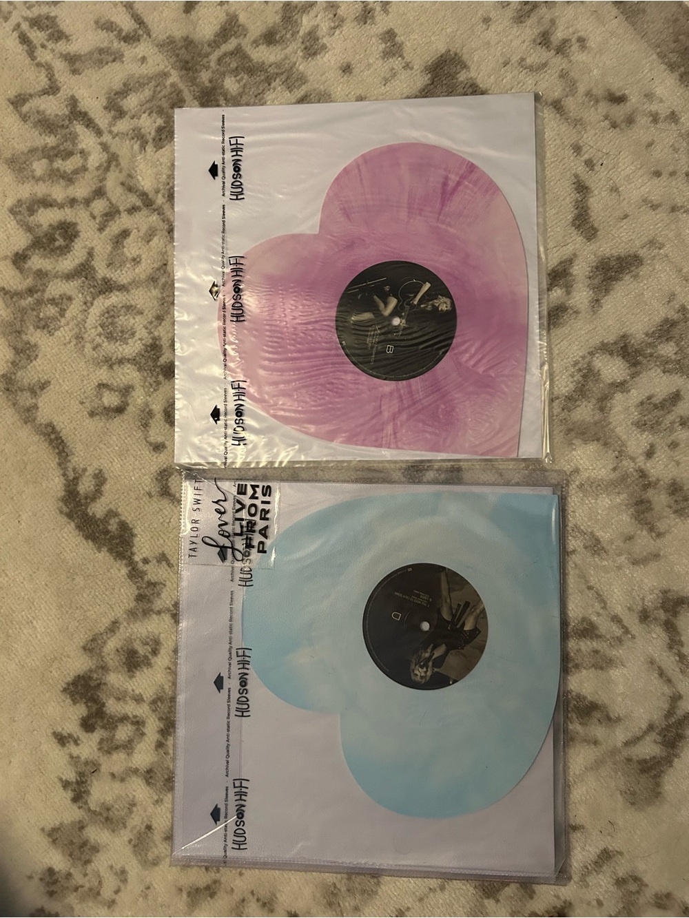 Lover Live From Paris Taylor Swift Pink & Blue Heart-Shaped Vinyl Singles